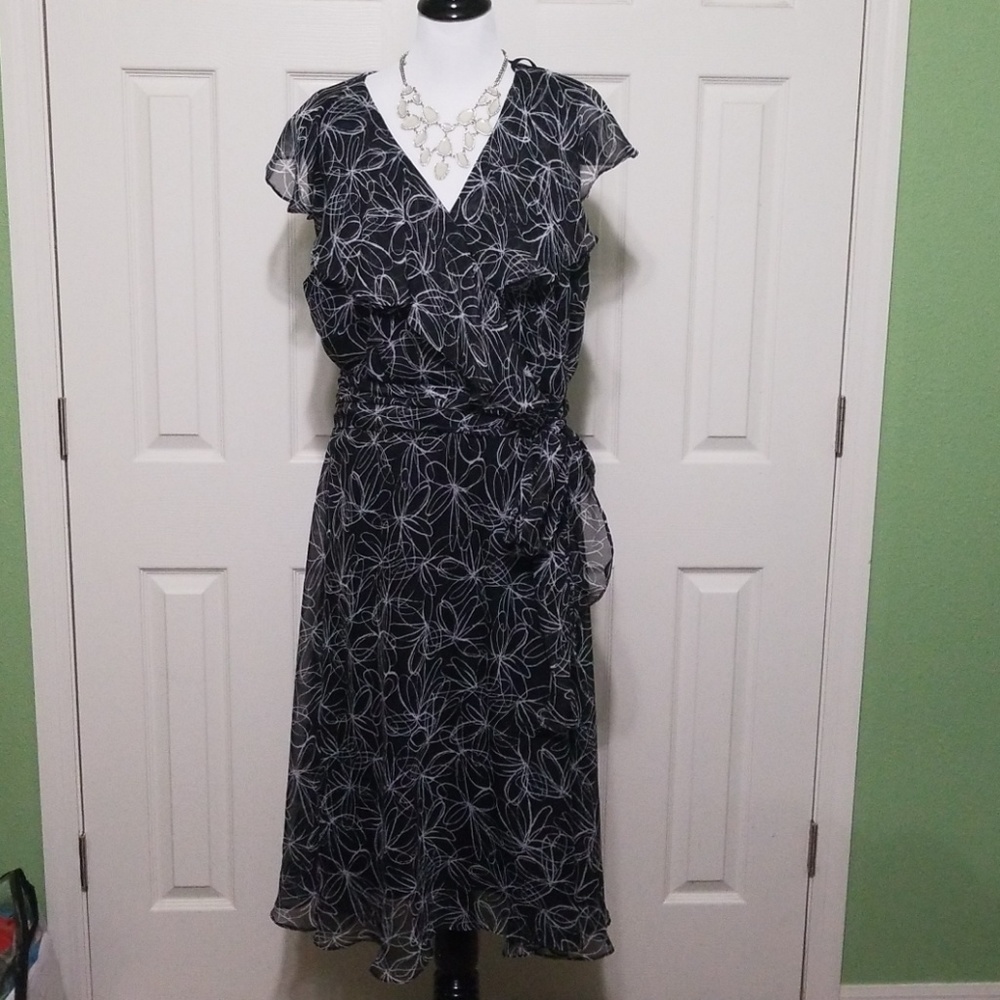 *PLUS SIZE* Dress 18W